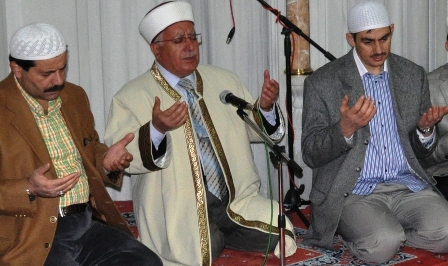 Hacıveyiszade dualarla anıldı