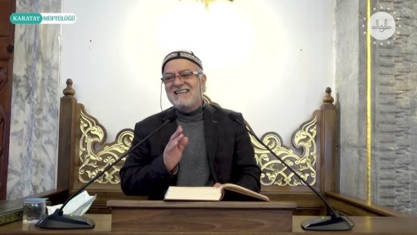 Sultan Selim Camii Kürsüsü – El-Edebü’l Müfred (İmam Buhari) Dersleri